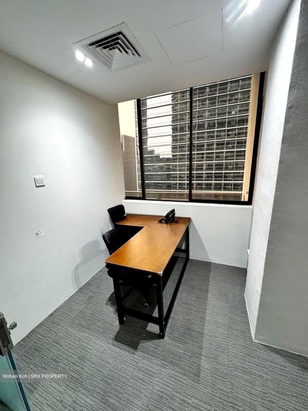 International Plaza (D2), Office #554784931